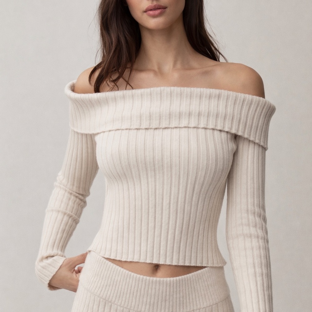 Elegant Off-Shoulder Ribbed Sweater in Cream